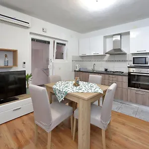  Apartament Doris
